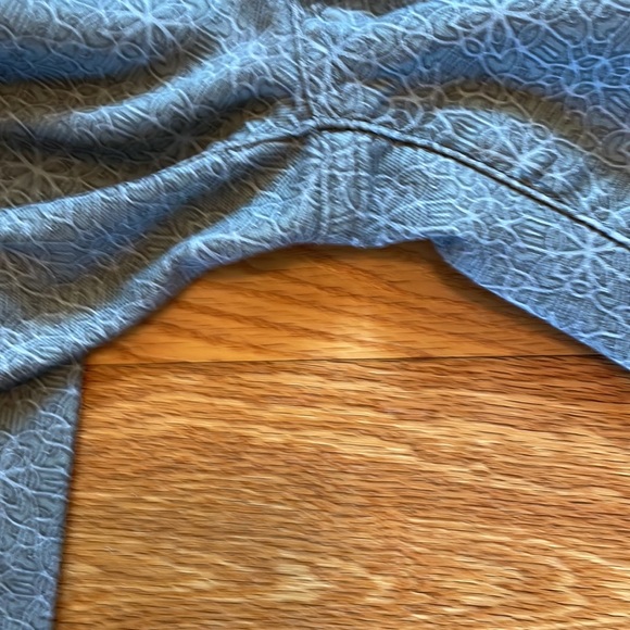 Prana Kara Intricate Floral Print Jeans size 4 27. - Picture 4 of 5